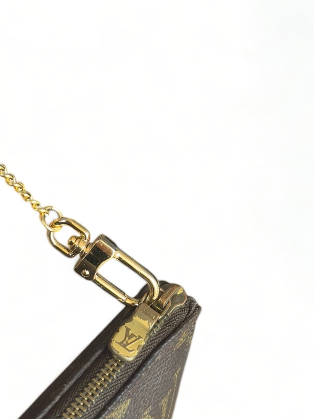 Louis Vuitton Pochette Accessoires Handtasche Monogram Braun