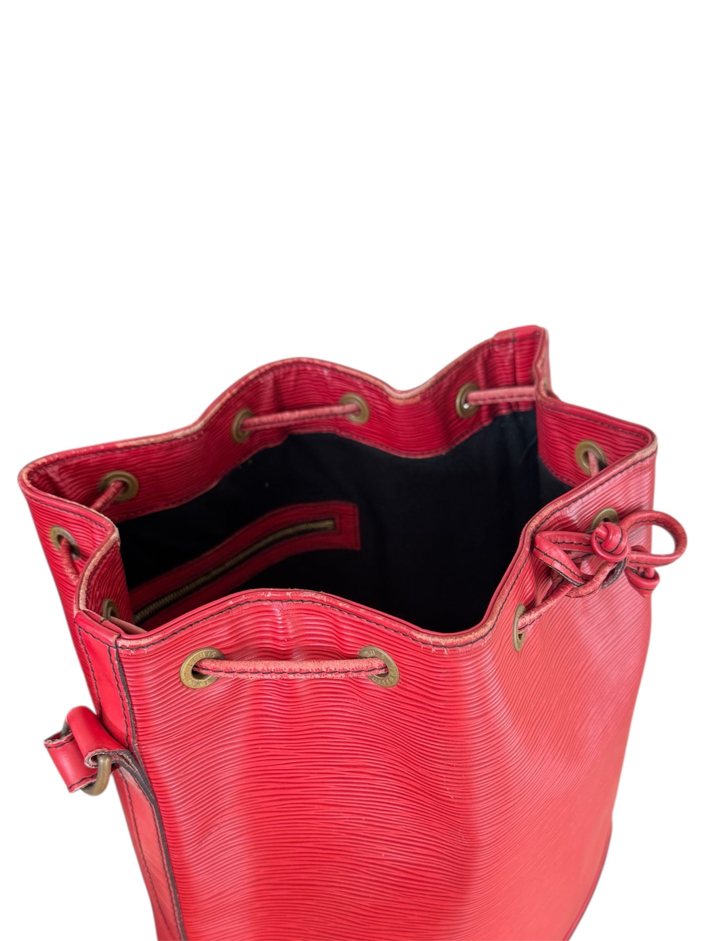 Louis Vuitton Sac Noe Grande Handtasche Epi Leder Rot