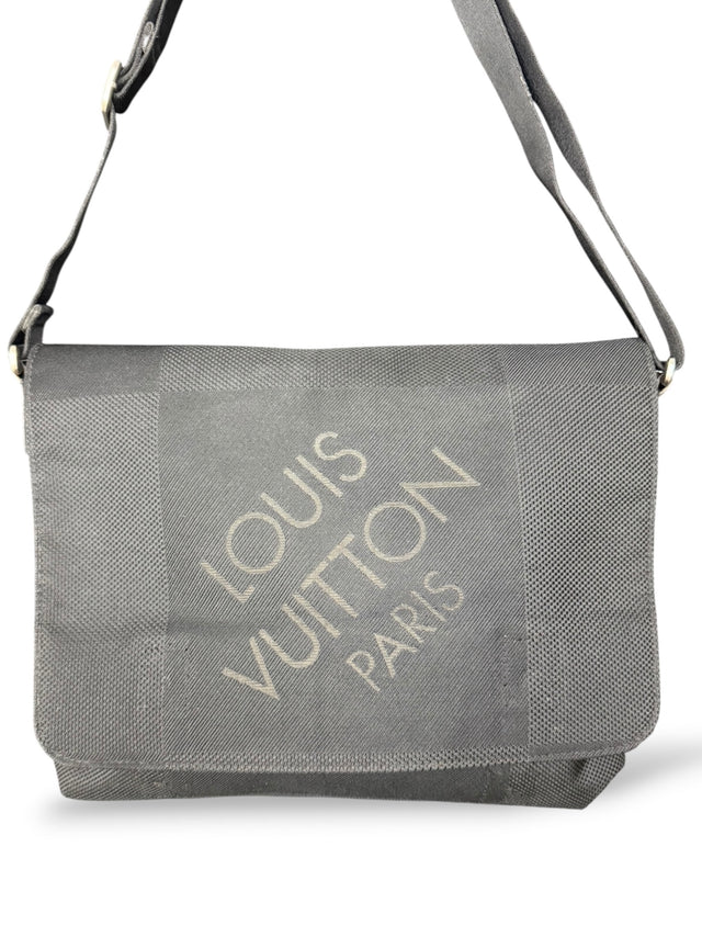 Louis Vuitton Geant Messenger Crossbody Umhängetasche