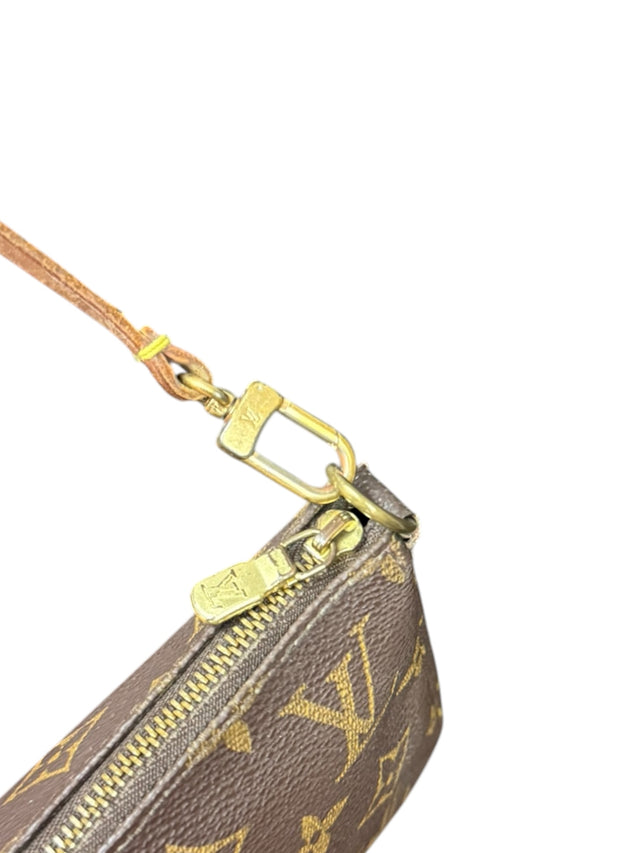 Louis Vuitton Pochette Accessoires Handtasche Monogram Braun