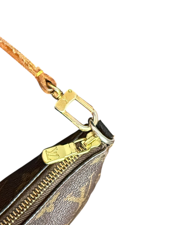 Louis Vuitton Pochette Accessoires Handtasche Monogram Braun