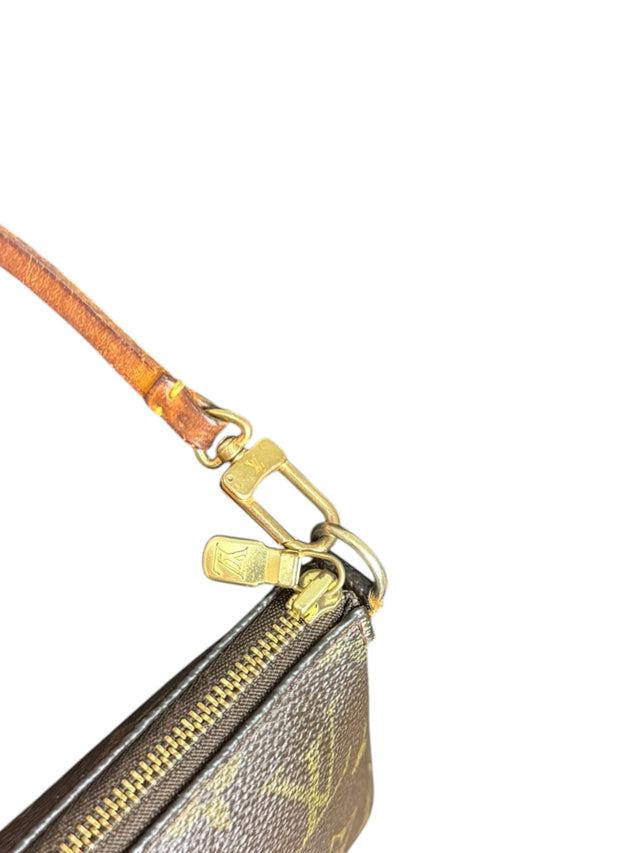 Louis Vuitton Pochette Accessoires Handtasche Monogram Braun