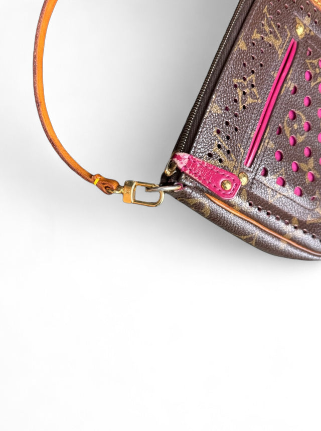Louis Vuitton Pochette Accessoires Perfo Handtasche Monogram Braun