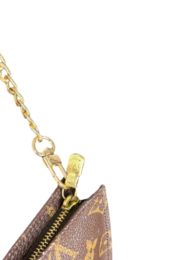 Louis Vuitton Pochette Accessoires Handtasche Baguette Monogram Braun