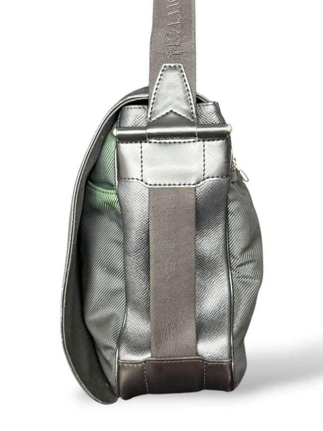 Louis Vuitton Victor Messenger Crossbody Umhängetasche Taiga