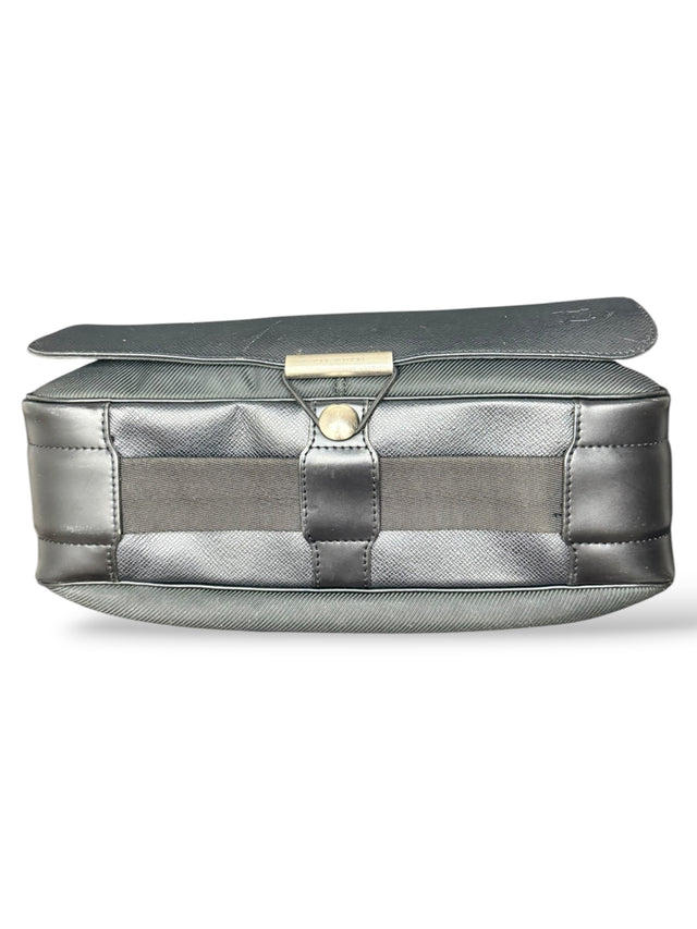 Louis Vuitton Victor Messenger Crossbody Umhängetasche Taiga