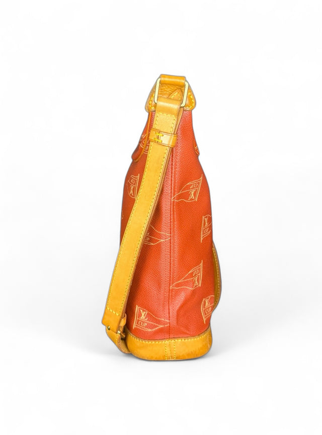 Louis Vuitton Americas Cup Handtasche Umhängetasche
Crossbody