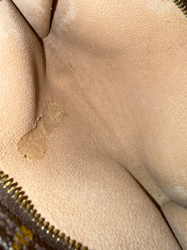 Louis Vuitton Pochette Accessoires Handtasche Baguette Monogram Braun