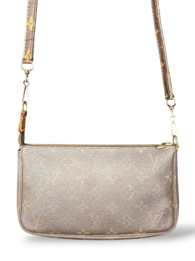 Louis Vuitton Pochette Accessoires Handtasche Crossbody Monogram Braun