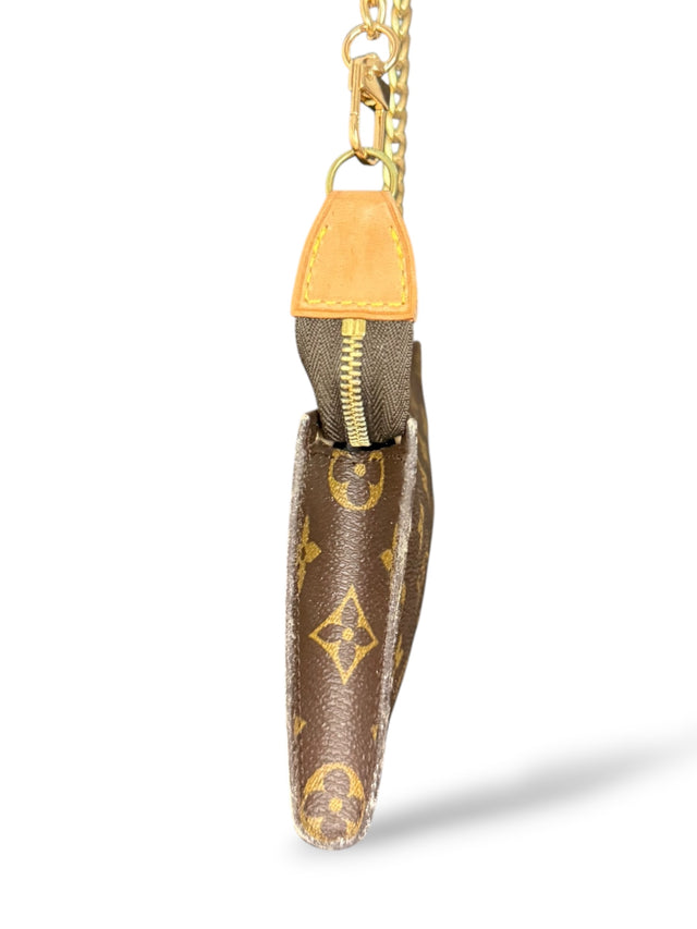 Louis Vuitton Pochette Accessoires Handtasche Baguette Monogram Braun