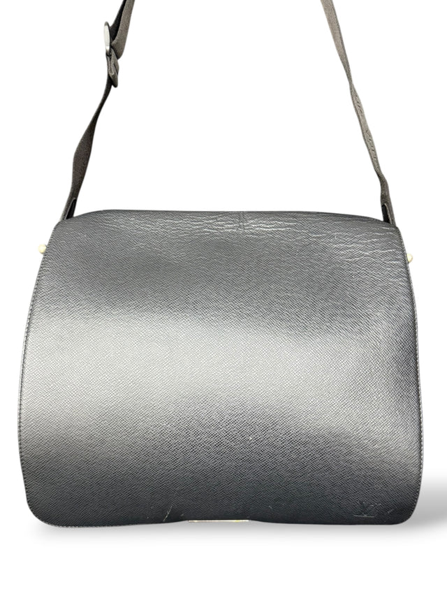 Louis Vuitton Victor Messenger Crossbody Umhängetasche Taiga