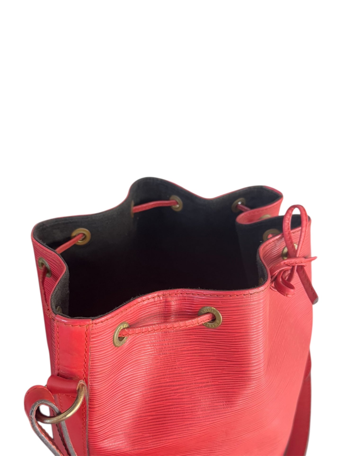 Louis Vuitton Sac Noe Grande Handtasche Epi Leder Rot
