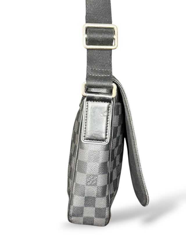 Louis Vuitton District Messenger Crossbody Umhängetasche Damier Graphit