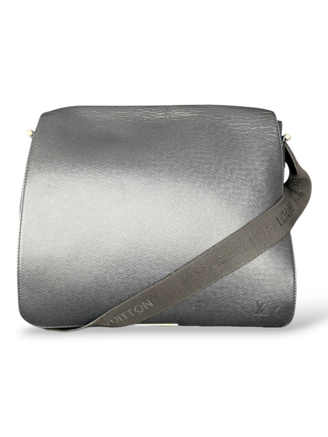 Louis Vuitton Victor Messenger Crossbody Umhängetasche Taiga