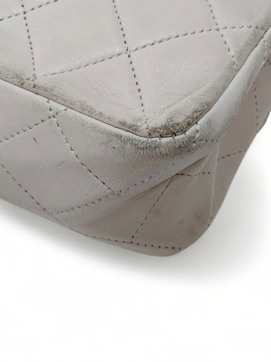 Chanel Lambskin Classic Double Flap Bag Medium Handtasche