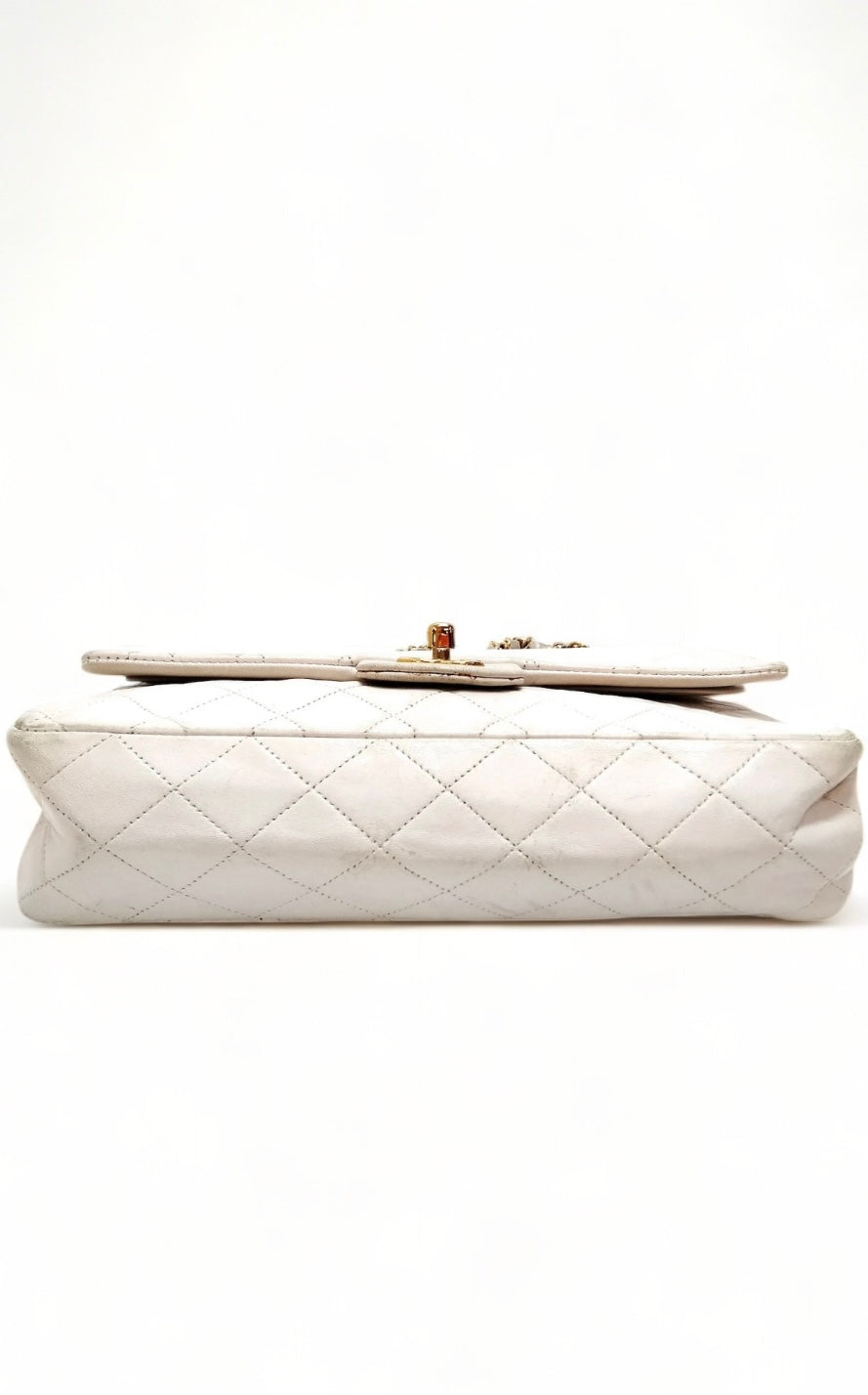 Chanel Lambskin Classic Double Flap Bag Medium Handtasche