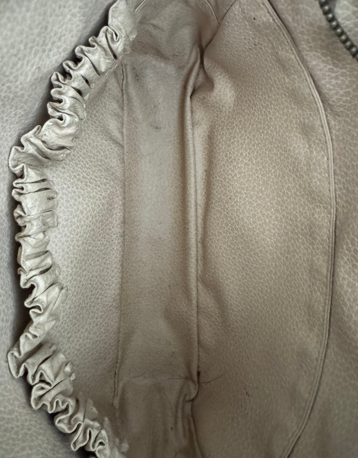Louis Vuitton Kosmetiktasche Etui Kulturbeutel Toilett 23 Clutch