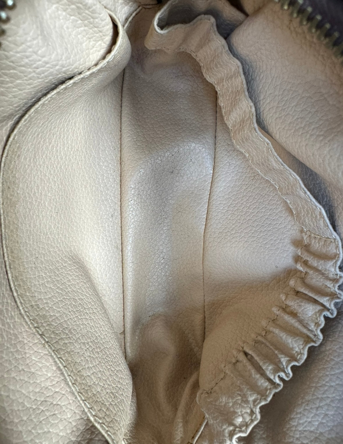 Louis Vuitton Kosmetiktasche Etui Kulturbeutel Toilett 18 Clutch